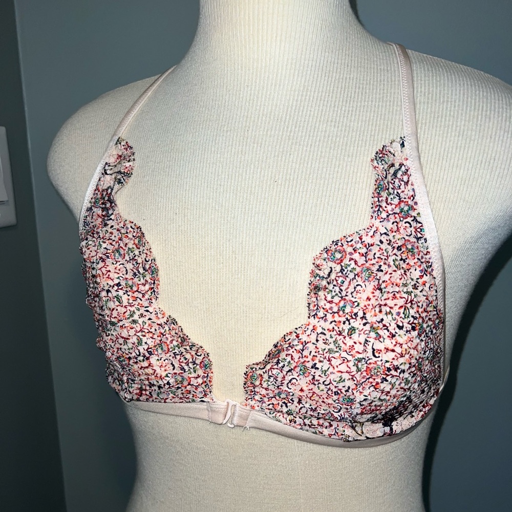 Vs bra